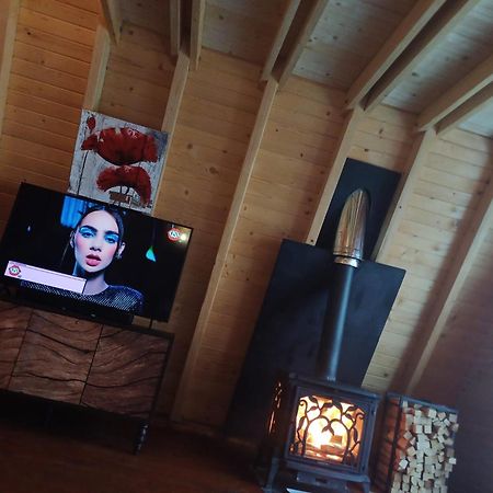 Cabana 365 ブラショフ エクステリア 写真