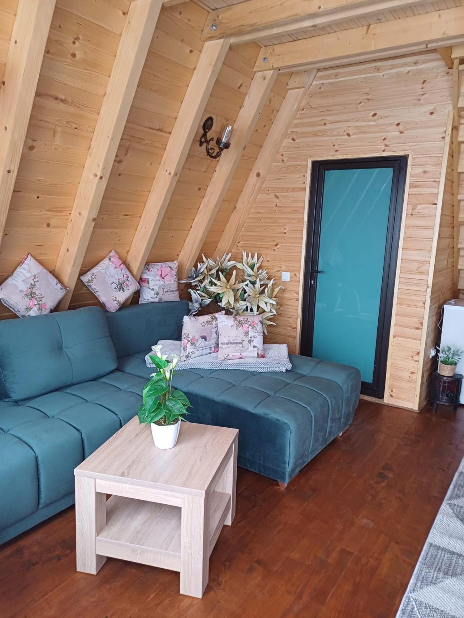 Cabana 365 ブラショフ エクステリア 写真