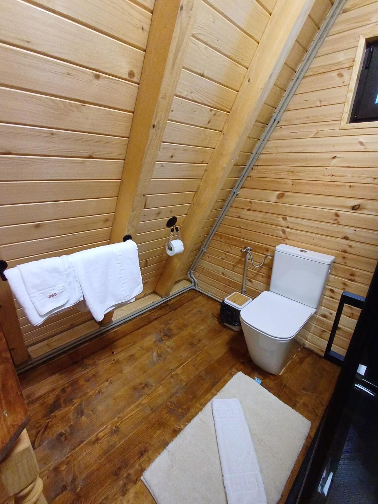 Cabana 365 ブラショフ エクステリア 写真