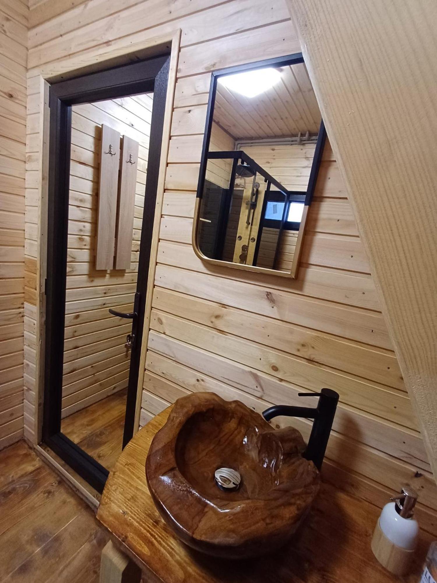Cabana 365 ブラショフ エクステリア 写真