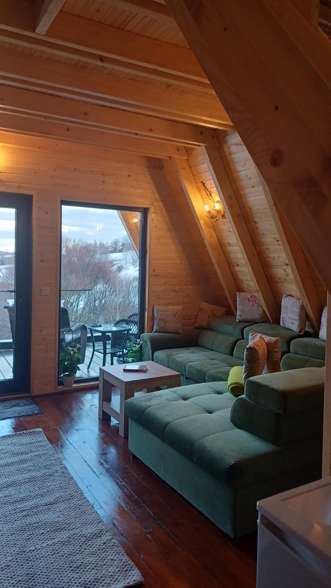 Cabana 365 ブラショフ エクステリア 写真